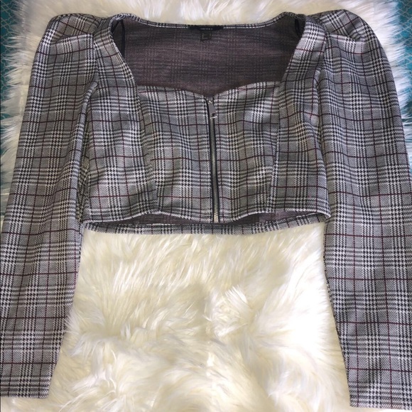 Plaid top 💚 - Picture 3 of 5